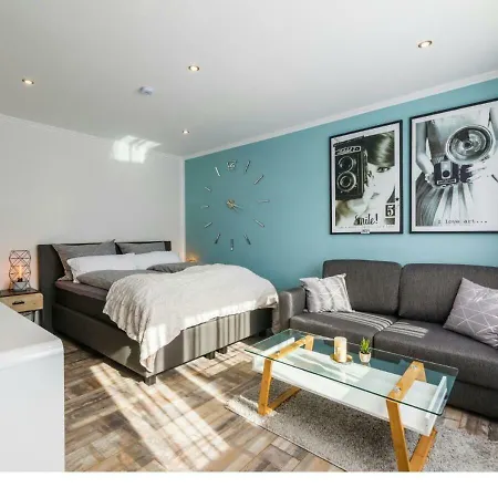 Gepflegte Und Moderne In Der Neuseenlandschaft Apartment